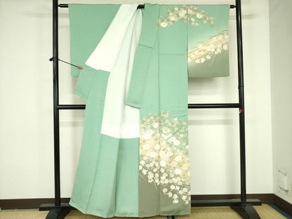 平和屋着物●訪問着　駒刺繍　枝梅　草花　暈し染め　金彩　正絹　逸品　DABF3679op