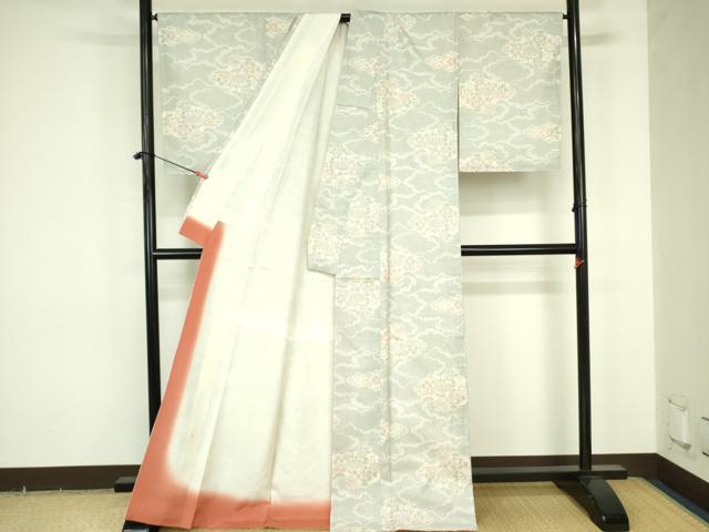 平和屋着物●本場大島紬　白大島　7マルキ　雲取花文　正絹　逸品　DABF3681op