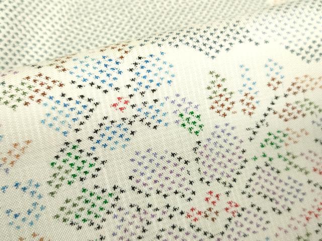 平和屋着物●本場大島紬　白大島　7マルキ　雲取花文　正絹　逸品　DABF3681op