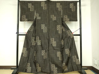 平和屋着物●本場大島紬　7マルキ　色紙花文　正絹　逸品　DABF3692op
