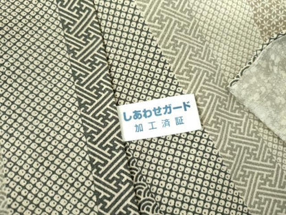 平和屋着物●上質な小紋　紬地　作家物　霞文　暈し染め　背抜き仕立て　正絹　逸品　DABF3714op