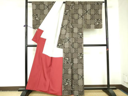 平和屋着物●本場大島紬　7マルキ　麻の葉格子花文　正絹　逸品　未使用　DABF3721op