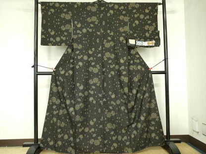 平和屋着物●本場大島紬　9マルキ　古代染色　純泥染　更紗花鳥文　高島屋扱い　証紙付き　正絹　逸品　DABF3728op