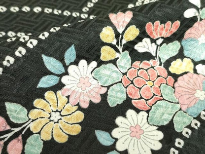 平和屋着物●訪問着　絞り　流水花文　黒地　正絹　逸品　DABF3998op