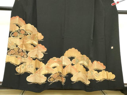 平和屋着物■豪華黒留袖　作家物　駒刺繍　花松文　金彩　正絹　逸品　DABF4163cd