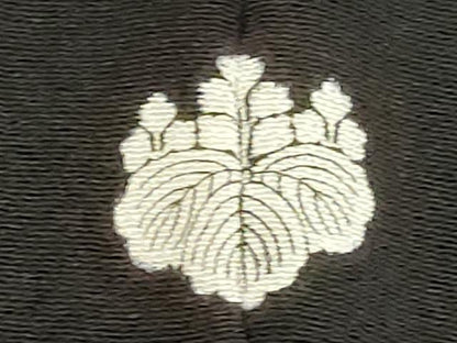 平和屋着物■豪華黒留袖　作家物　駒刺繍　飛鶴風景文　暈し染め　金彩　正絹　逸品　DABF4329cd