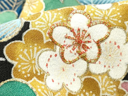 平和屋着物■豪華黒留袖 駒刺繍 枝梅松文 金彩 正絹 逸品 DABF4639qa