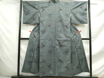 平和屋着物■本場大島紬 7マルキ 舞花文 正絹 逸品 DABF4653qa