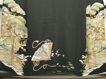 平和屋着物■豪華黒留袖　駒刺繍　扇面飛鶴花文　金彩　正絹　逸品　DABF4699qa