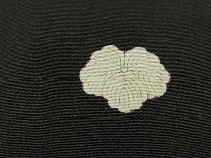 平和屋着物■豪華黒留袖　駒刺繍　扇面飛鶴花文　金彩　正絹　逸品　DABF4699qa
