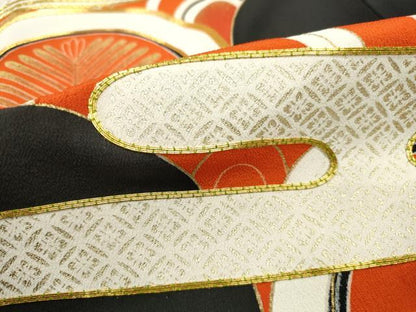 平和屋着物■豪華黒留袖　駒刺繍　エ霞青海波文　金彩　正絹　逸品　DABF4714qa