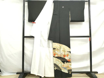 平和屋着物■豪華黒留袖　駒刺繍　扇面飛鶴花文　金彩　正絹　逸品　DABF4722qa