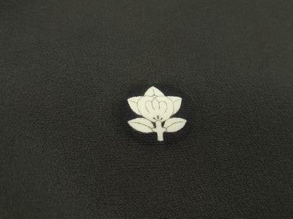 平和屋着物■豪華黒留袖　花鳥文　金銀糸　金銀彩　正絹　逸品　DABF4912qa