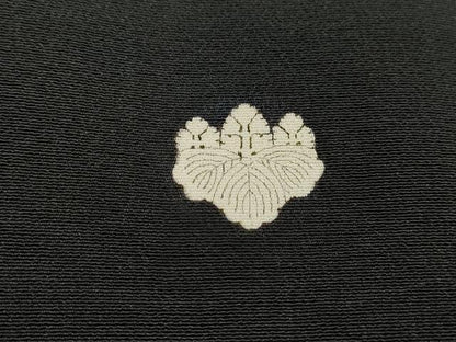 平和屋着物■豪華黒留袖　駒刺繍　扇面花鳥文　金彩　正絹　逸品　DABF4919qa