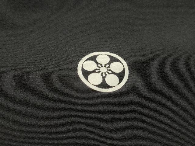 平和屋着物■豪華黒留袖　駒刺繍　向かい鳥更紗花文　金銀彩　正絹　逸品　DABF4926qa