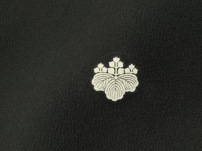 平和屋着物■豪華黒留袖　作家物　風景樹林文　暈し染め　金彩　正絹　逸品　DABF4973qa