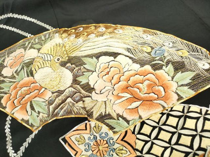 平和屋着物■豪華黒留袖　駒刺繍　総刺繍　地紙花鳥文　金銀糸　正絹　逸品　DABF4975qa