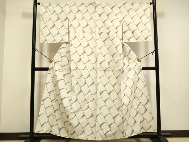 平和屋着物▽上質な紬　単衣　瓦文　正絹　逸品　DABF5746du