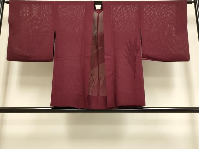 平和屋着物▽羽織　スリーシーズン　春夏秋　塵除け　草葉文　バーガンディー色　正絹　逸品　DABF5781du