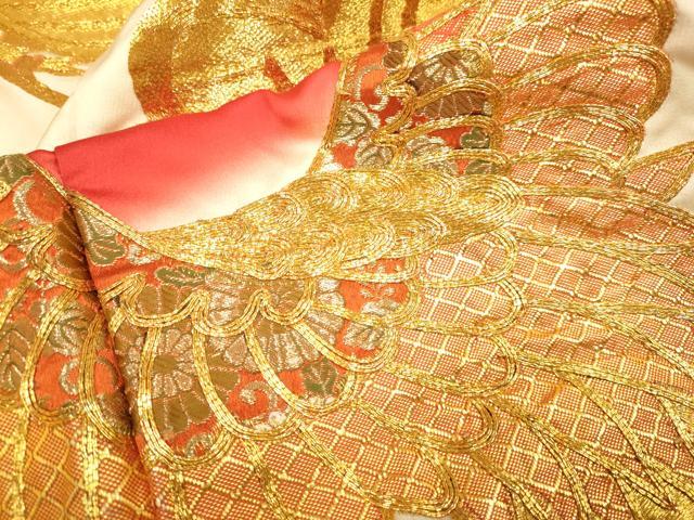 平和屋本店●色打掛　お引きずり　和装　婚礼　結婚式　花嫁　神社挙式　駒刺繍　総刺繍　飛鶴松文　十二単風　逸品　DABF5796du