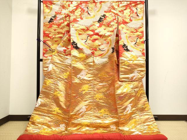 平和屋本店●色打掛　お引きずり　和装　婚礼　結婚式　花嫁　神社挙式　唐織　立波飛鶴梅松文　金銀糸　逸品　DABF5802du