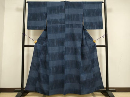 平和屋着物▽上質な紬　単衣　杢目絞り　横段文　正絹　逸品　DABF5863du