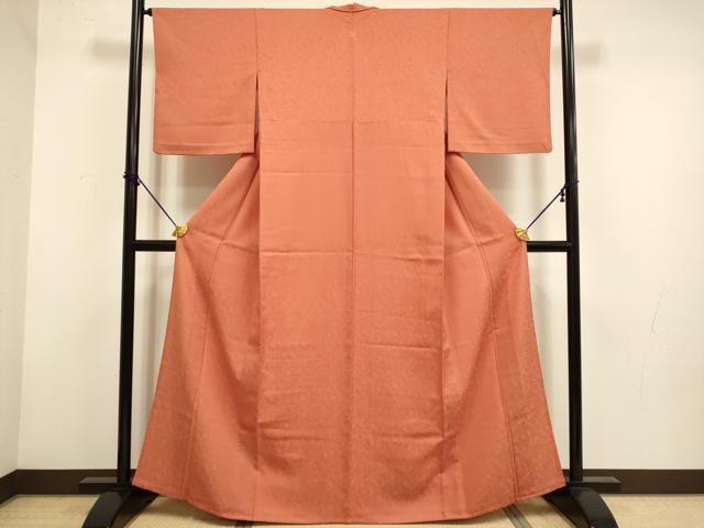 平和屋着物▽洗える最高級着物　＜英＞はなぶさ謹製　色無地　単衣　花唐草地紋　鉛丹色　洗える着物　DABF5945du