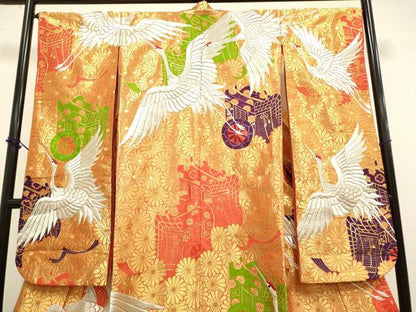 平和屋本店●色打掛　お引きずり　結婚式　和装　婚礼　神社挙式　花嫁　総刺繍　金銀糸　御所車飛鶴花文　逸品　DABF5990du