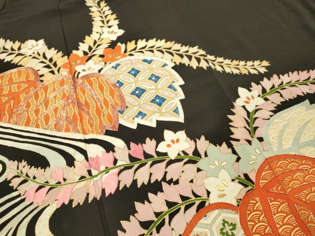 平和屋着物■豪華黒留袖　駒刺繍　草花文　金彩　正絹　逸品　DABF6060zy