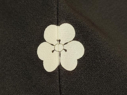 平和屋着物■豪華黒留袖　駒刺繍　飛鶴草花丸文　金彩　正絹　逸品　DABF6061zy