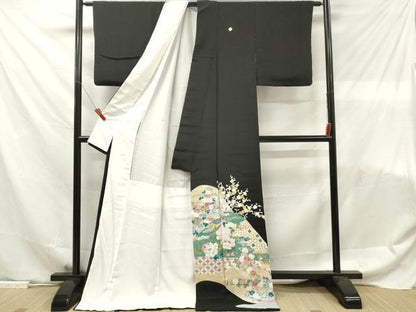 平和屋着物■豪華黒留袖　駒刺繍　遠山草花文　ロング丈　正絹　逸品　DABF6095zy