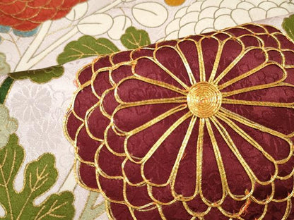 平和屋着物■豪華振袖　駒刺繍　舞菊文　正絹　逸品　DABF6153zy
