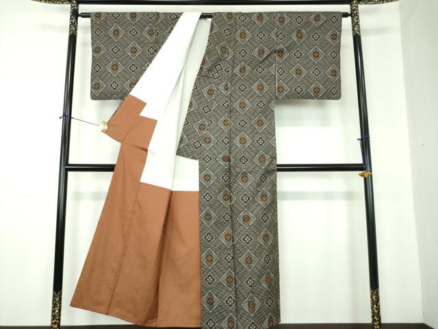 平和屋着物●本場大島紬　龍郷絣　花菱文　正絹　逸品　DABF7210ps