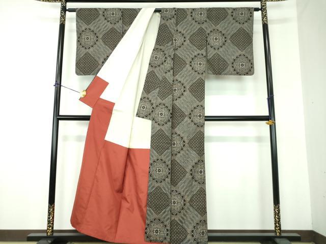 平和屋着物●本場大島紬　龍郷絣　花菱文　正絹　逸品　DABF7213ps