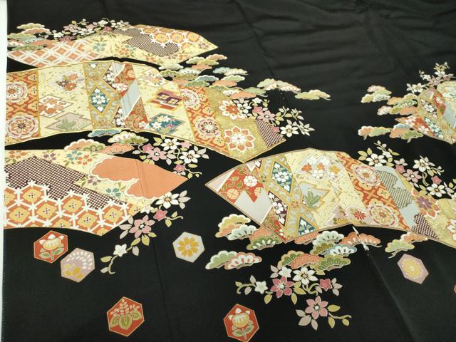 平和屋着物●豪華黒留袖　作家物　駒刺繍　地紙吉祥花文　金彩　正絹　逸品　DABF7217ps