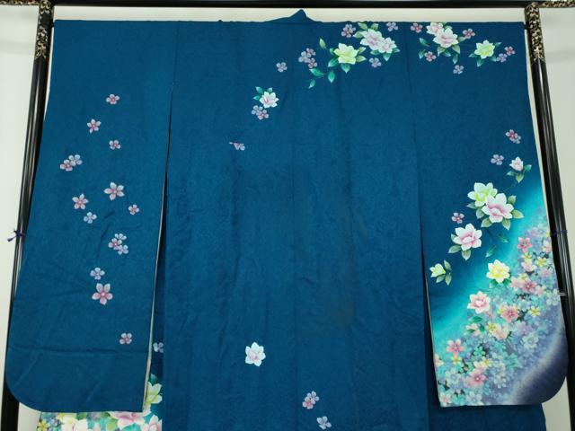 平和屋着物●豪華振袖　刺繍　舞花文　暈し染め　金糸　京都きもの友禅扱い　正絹　逸品　DABF7239ps