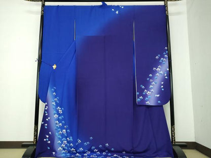 平和屋着物●豪華振袖　舞桜　暈し染め　金彩　正絹　逸品　DABF7240ps
