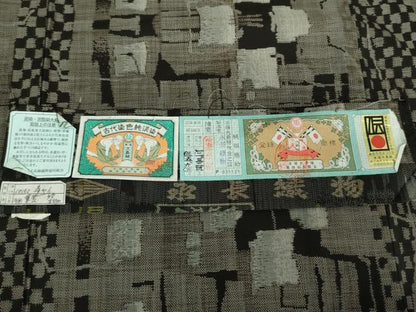 平和屋着物●本場大島紬　9マルキ　古代染色純泥染　抽象文様　永長織物謹製　やまと誂製　証紙付き　正絹　逸品　DABF7256ps