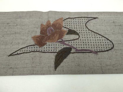 平和屋着物▼中国三大刺繍 スワトウ相良刺繍 汕頭相良刺繍 総刺繍 九寸名古屋帯 紬地 流水花文 正絹 逸品 DABF7379ps
