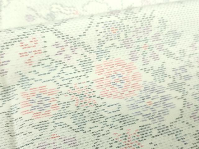平和屋着物●本場大島紬　白大島　9マルキ　花文箱　正絹　逸品　未使用　DABF7501ps