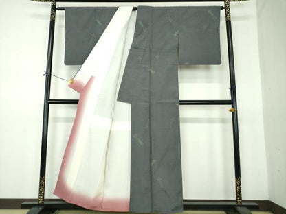 平和屋着物●結城紬　80亀甲　飛び亀甲柄　こけし　証紙付き　正絹　逸品　DABF7524ps