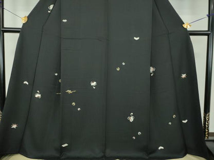 平和屋着物●訪問着　総刺繍　宝尽くし　黒地　金銀糸　正絹　逸品　DABF7536ps