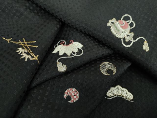 平和屋着物●訪問着　総刺繍　宝尽くし　黒地　金銀糸　正絹　逸品　DABF7536ps