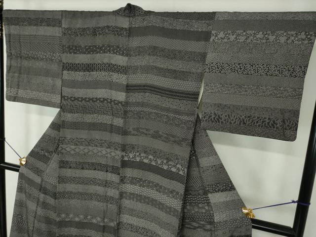 平和屋着物●伝統工芸士　関正三郎　江戸小紋　百柄　吉祥小紋柄　黒地　正絹　逸品　DABF7732ps