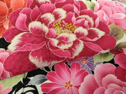 平和屋着物●豪華振袖　刺繍　舞蝶花文　金彩　銀通し地　正絹　逸品　DABF7815ps