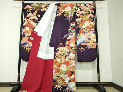 平和屋着物●極上 ブライダルファッションデザイナー・桂由美 振袖 駒刺繍 松竹梅 御所車籬花文 暈し染め 金彩 正絹 逸品 DABF7816ps