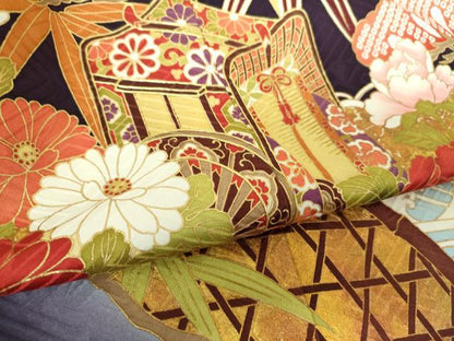 平和屋着物●極上 ブライダルファッションデザイナー・桂由美 振袖 駒刺繍 松竹梅 御所車籬花文 暈し染め 金彩 正絹 逸品 DABF7816ps