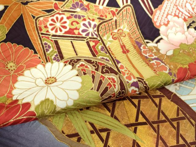 平和屋着物●極上 ブライダルファッションデザイナー・桂由美 振袖 駒刺繍 松竹梅 御所車籬花文 暈し染め 金彩 正絹 逸品 DABF7816ps
