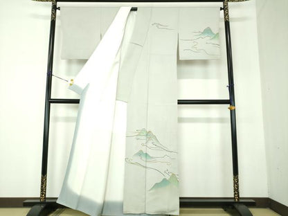 平和屋着物●訪問着　駒刺繍　遠山文　暈し染め　金彩　正絹　逸品　DABF7844ps