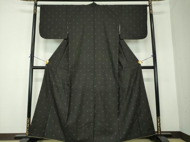 平和屋着物●上質な紬　十字絣　黒地　正絹　逸品　DABF7847ps